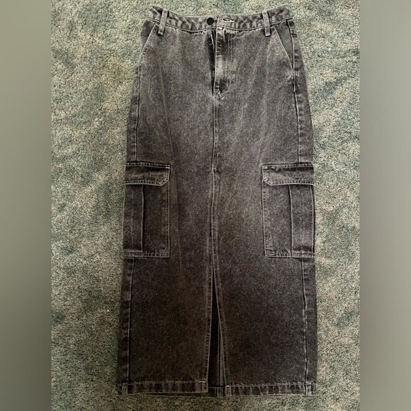 SOLD-Women’s Love, Fire maxi cargo skirt size 3 black gray charcoal - Picture 2 of 7